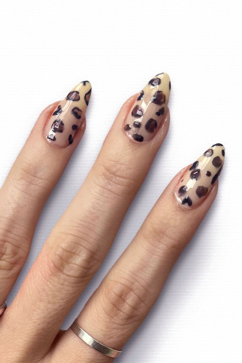 Pastel animal print nails – Scratch