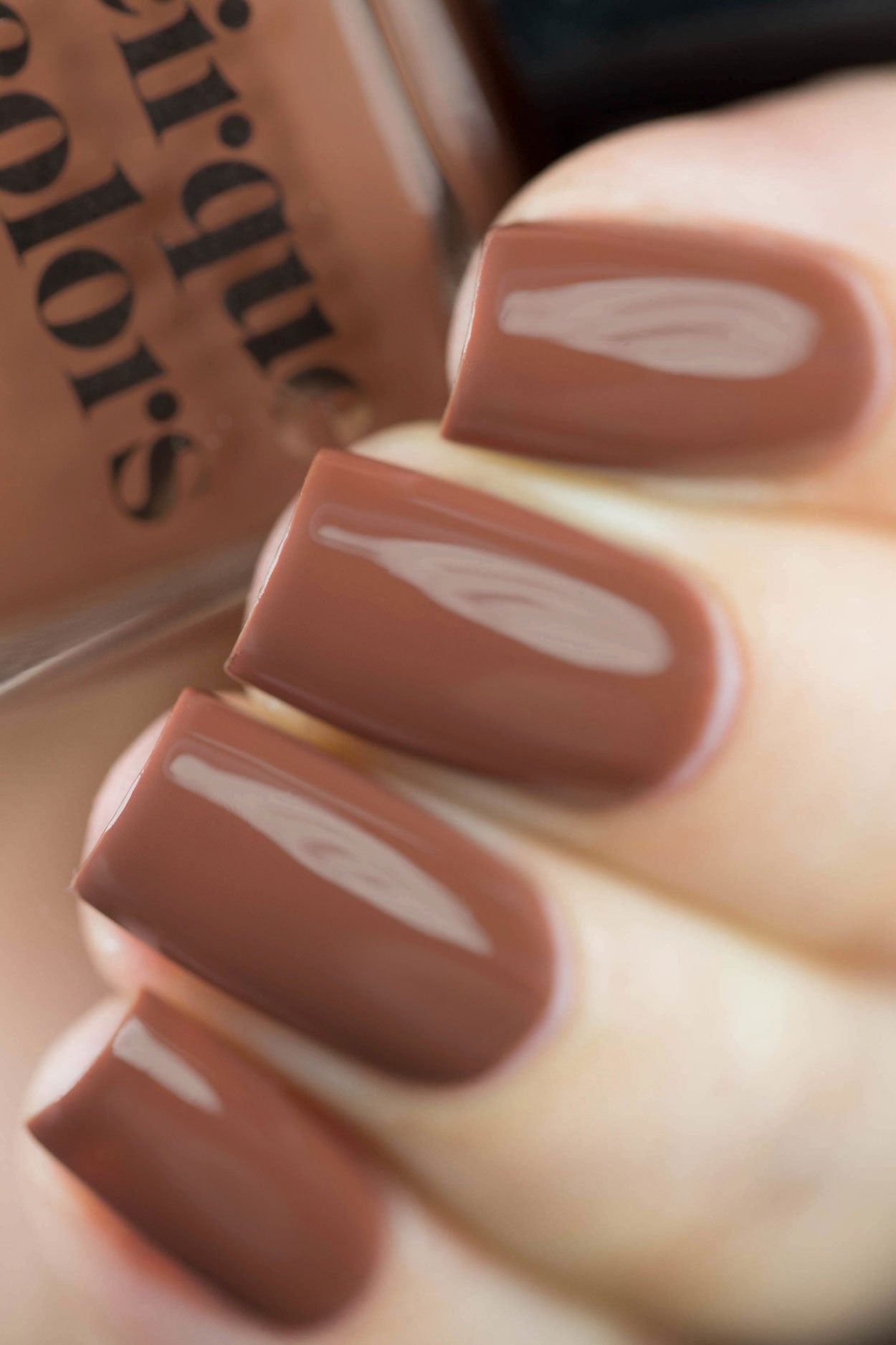 10 Iced Coffee Manicures That Are Keeping Us Cool This Summer